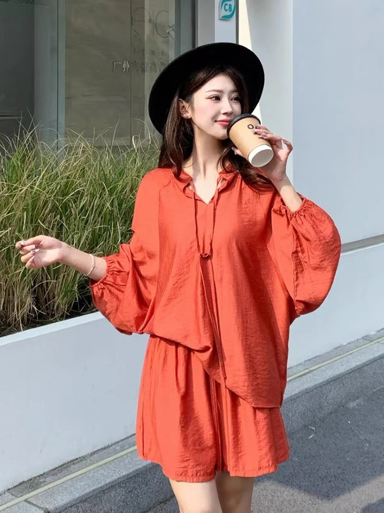 Casual Sunscreen Women's Set 2025 New Summer Fashion Long sleeved Shirt Elastic High Waist Wide Leg Shorts Two Piece Set
Casual Sunscreen Women's Set 2025 New Summer Fashion Long sleeved Shirt Elastic High Waist Wide Leg Shorts Two Piece Set
