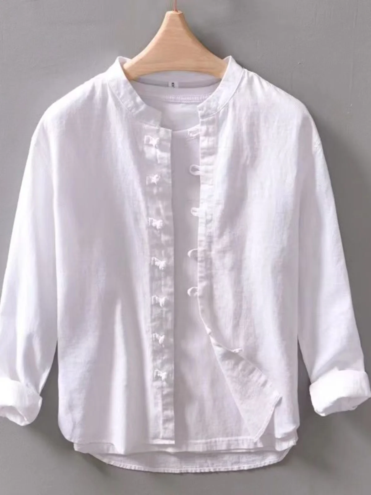 Loose Fit Cotton Linen Shirt Jacket Men's Thin Long Sleeve Stand Collar Tang Style Hanfu Retro White Button Loose Casual Wear
Loose Fit Cotton Linen Shirt Jacket Men's Thin Long Sleeve Stand Collar Tang Style Hanfu Retro White Button Loose Casual Wear