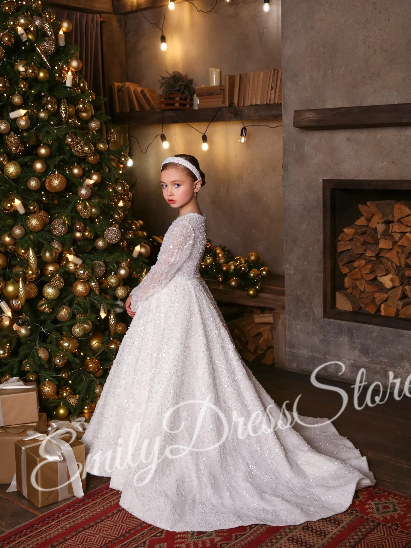 Customized White Beaded Flower Girl Dress For Wedding Sequins Shining Puffy Princess Kids Birthday First Communion Ball Gown
Customized White Beaded Flower Girl Dress For Wedding Sequins Shining Puffy Princess Kids Birthday First Communion Ball Gown