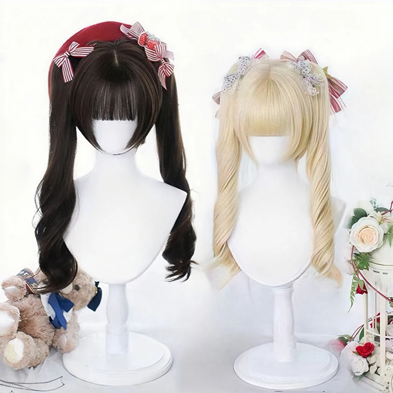 A female Lolita with a wig, dressed in a 2D cosplay with two ponytails and long curly hair, wore a wig on her entire head
A female Lolita with a wig, dressed in a 2D cosplay with two ponytails and long curly hair, wore a wig on her entire head