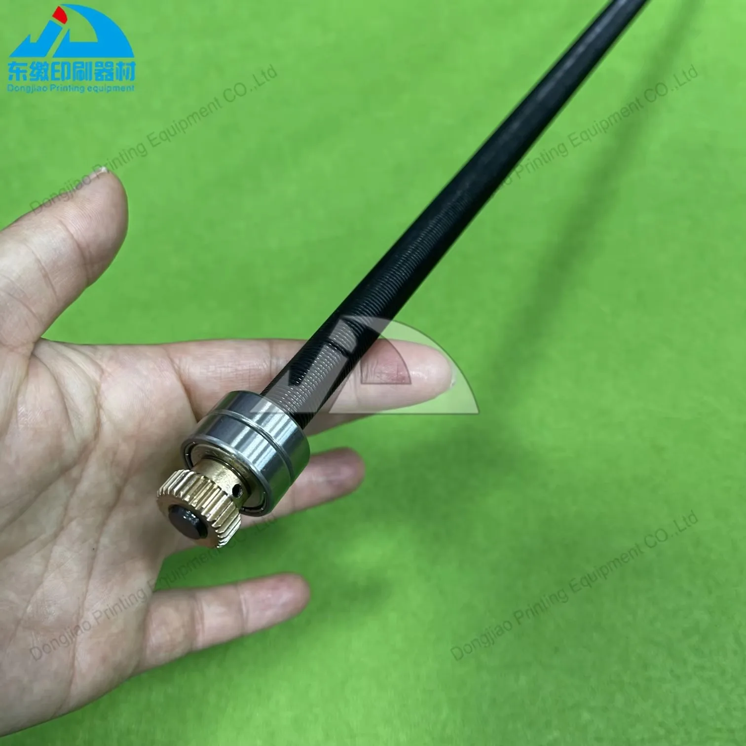 C5.072.253 Винтовой стержень трансмиссии для Heidelberg SM102 CD102 Винтовой вал с направляющей
C5.072.253 Винтовой стержень трансмиссии для Heidelberg SM102 CD102 Винтовой вал с направляющей