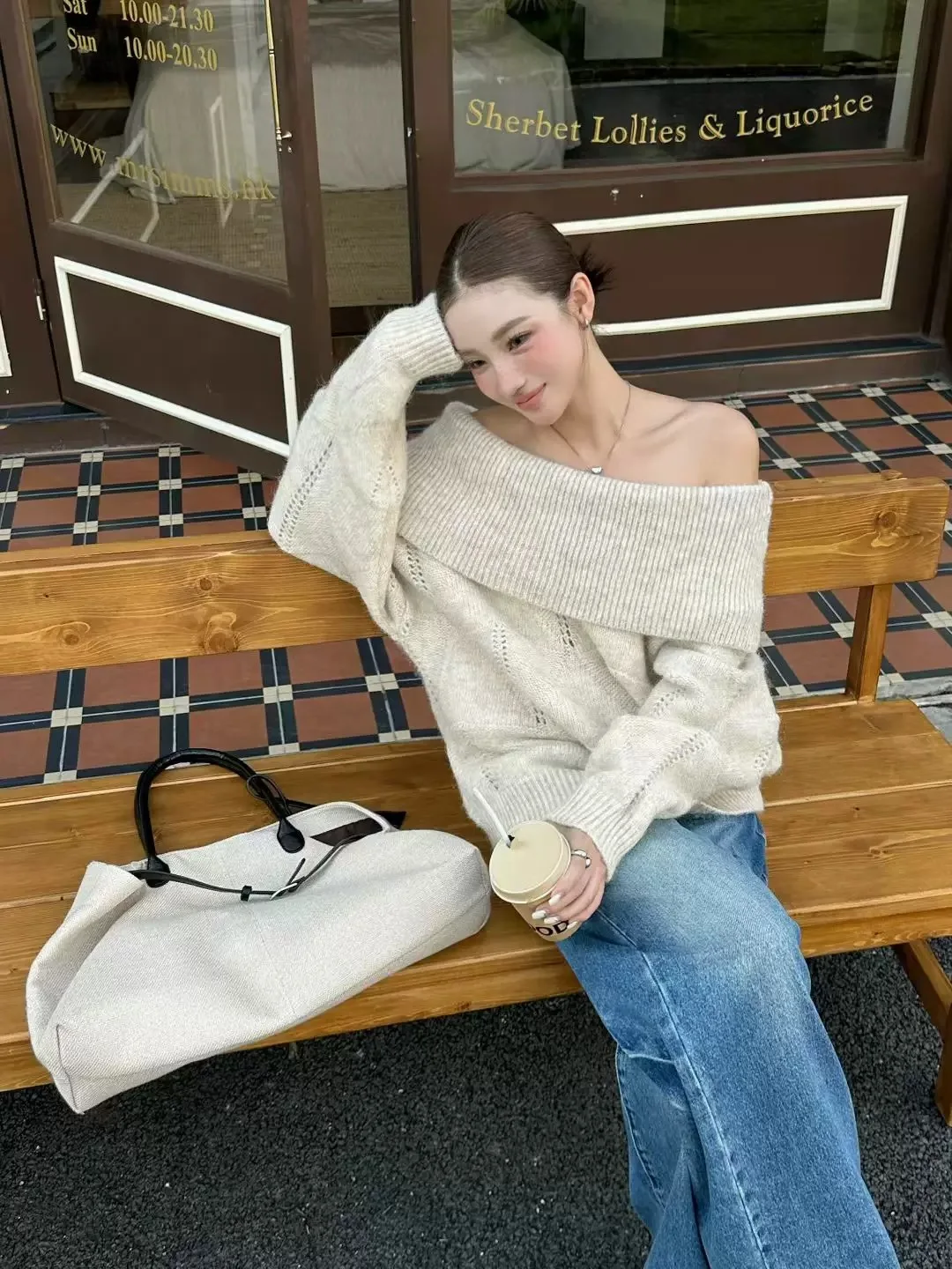 Loose Knitted Long Sve One oulder Women's Faionable Sweater Dongda Gate Autumn New Sle Comfortable Soft Batwing Sve
Loose Knitted Long Sve One oulder Women's Faionable Sweater Dongda Gate Autumn New Sle Comfortable Soft Batwing Sve