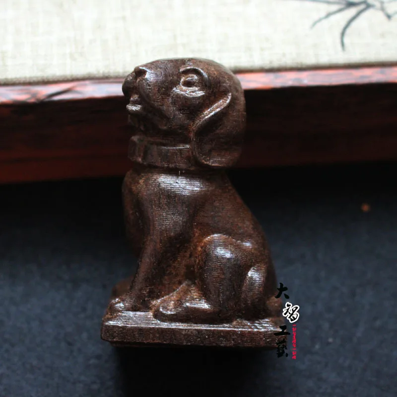 Factory Wholesale Vietnamese Natural Agarwood Zodiac Dog Driftwood Ornament Craft Handheld Piece
Factory Wholesale Vietnamese Natural Agarwood Zodiac Dog Driftwood Ornament Craft Handheld Piece