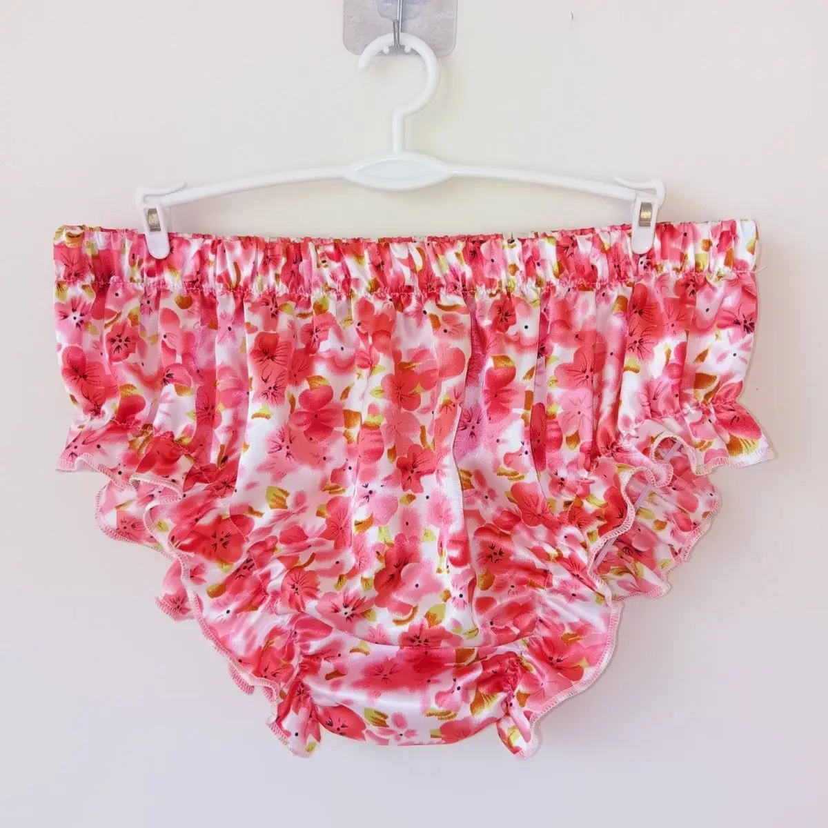 Glossy Floral Print Sexy Satin Ice Silk Underwears Panties Plus Size Briefs Lingeries Bottoms
Glossy Floral Print Sexy Satin Ice Silk Underwears Panties Plus Size Briefs Lingeries Bottoms