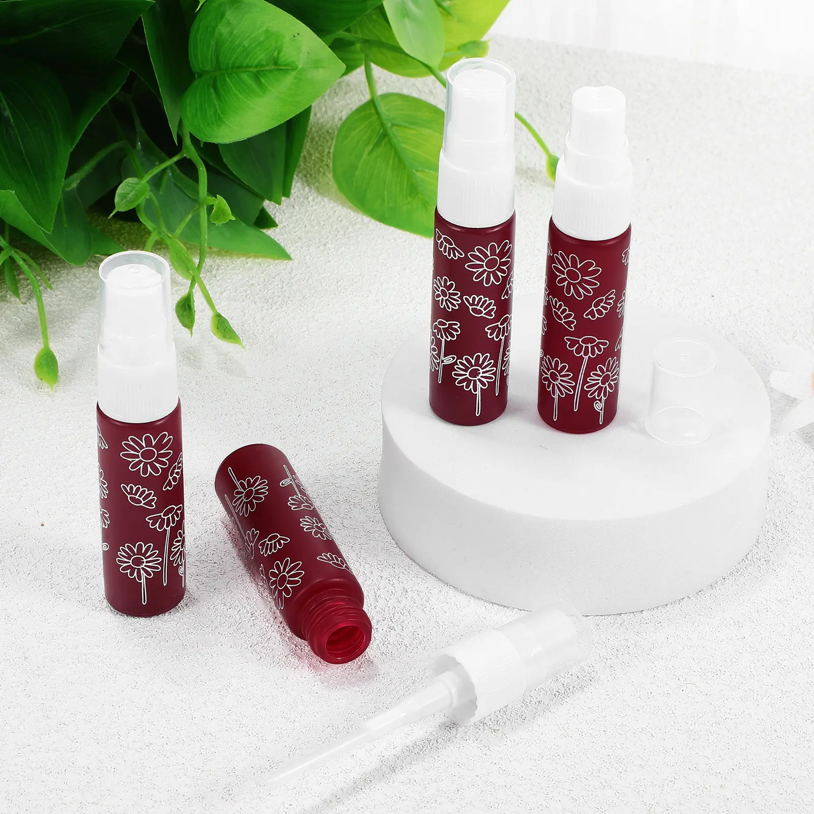 12Pcs Perfume Spray Bottles Flower Pattern Refillable Small Travel Perfume Dispenser Empty Glass Sprayer Portable Atomizer
12Pcs Perfume Spray Bottles Flower Pattern Refillable Small Travel Perfume Dispenser Empty Glass Sprayer Portable Atomizer