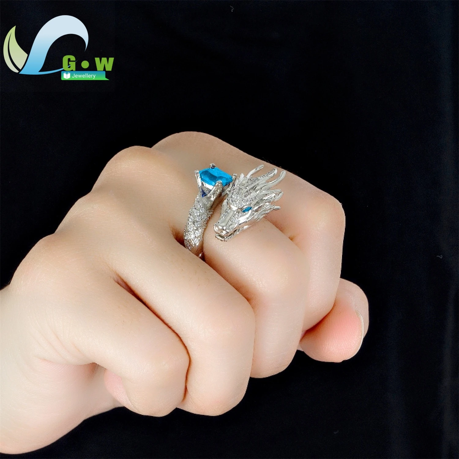 Fully Diamond Paved T Rex Dinosaur Ring for Men with Blue Sapphire and Ruby Stones Luxury Fashion Statement Jewelry Unique
Fully Diamond Paved T Rex Dinosaur Ring for Men with Blue Sapphire and Ruby Stones Luxury Fashion Statement Jewelry Unique