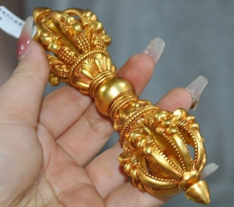 5" bronze 24k gold gilt Vajra Dorje Phurpa Exorcism Talisman statue
5" bronze 24k gold gilt Vajra Dorje Phurpa Exorcism Talisman statue