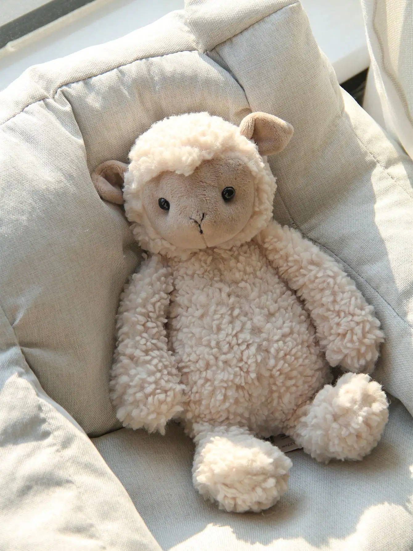25Cm/9.84Inch Kawaii Sheep Plush Toy, Soft Lifelike Beige White Lamb Stuffed Animal, Home Bedroom Nursery Decoration
25Cm/9.84Inch Kawaii Sheep Plush Toy, Soft Lifelike Beige White Lamb Stuffed Animal, Home Bedroom Nursery Decoration
