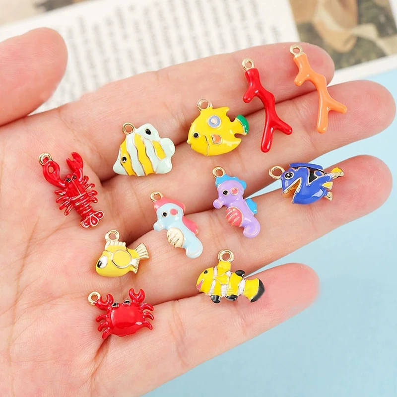 2/5pcs/bag Drip Oil Alloy Marine Animals Small Fish Shrimp Crab Dolphin Charms Pendant For Jewelry Making DIY Necklace Earring
2/5pcs/bag Drip Oil Alloy Marine Animals Small Fish Shrimp Crab Dolphin Charms Pendant For Jewelry Making DIY Necklace Earring