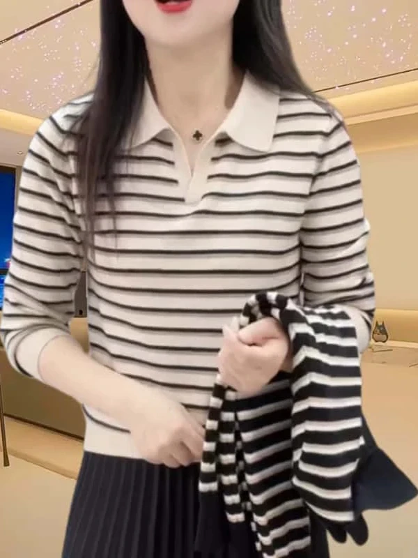 Spring Fashionable Striped Loose Knitted Shirt Women's New Style Casual High Waist Long Sleeve Base Shirt Casual Loose Fit
Spring Fashionable Striped Loose Knitted Shirt Women's New Style Casual High Waist Long Sleeve Base Shirt Casual Loose Fit