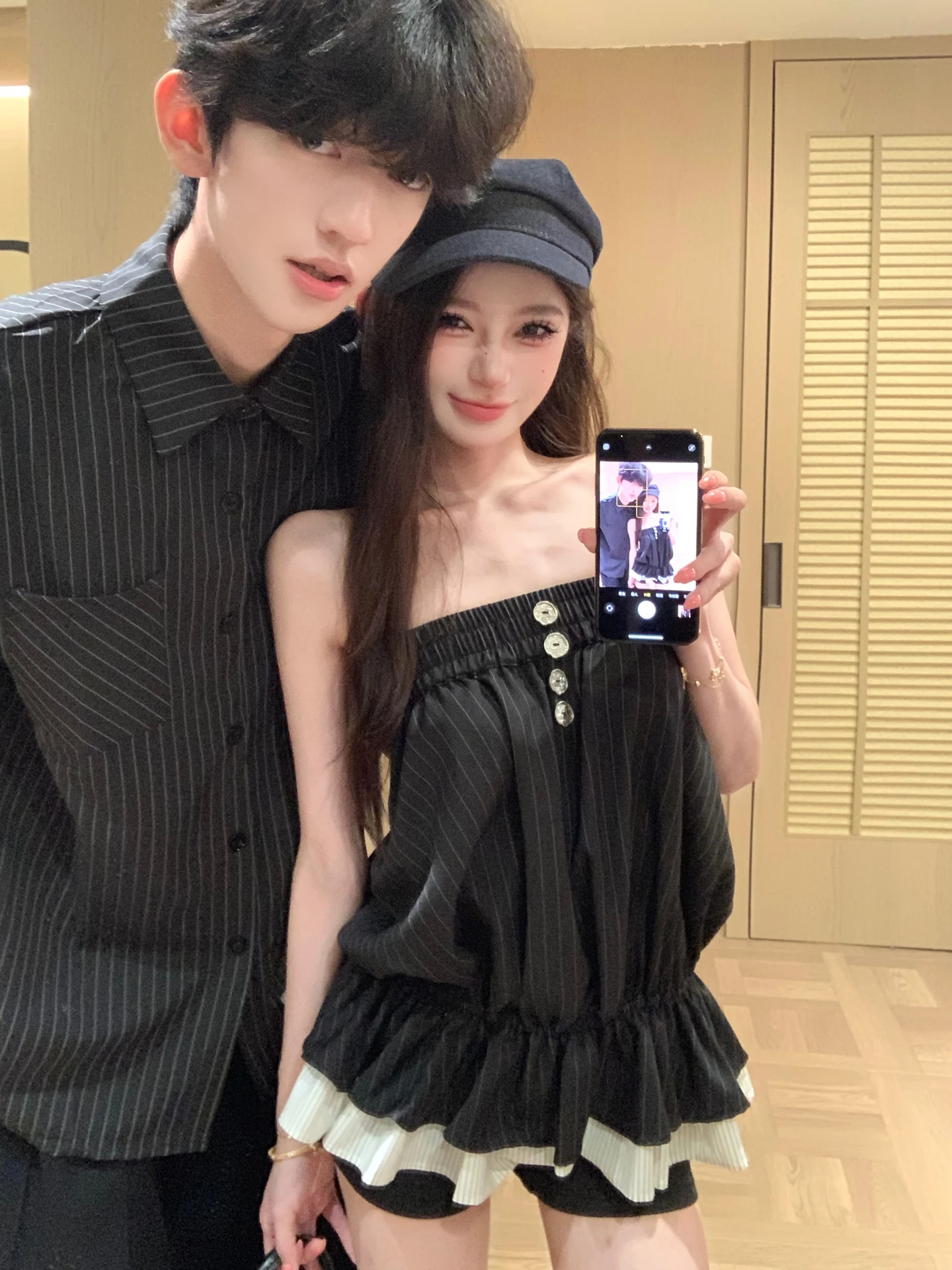 Couple's Summer Short Sleeve Striped Shirt Shoulder Bared Crop Top Flared Skirt Spicy Girl Top Standard Fit Non Deformable
Couple's Summer Short Sleeve Striped Shirt Shoulder Bared Crop Top Flared Skirt Spicy Girl Top Standard Fit Non Deformable