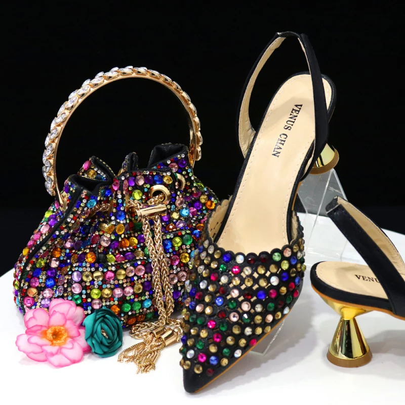 Colorful stone bucket handbag paired with pointed-toe women's shoes Middle Heel Electricity
Colorful stone bucket handbag paired with pointed-toe women's shoes Middle Heel Electricity