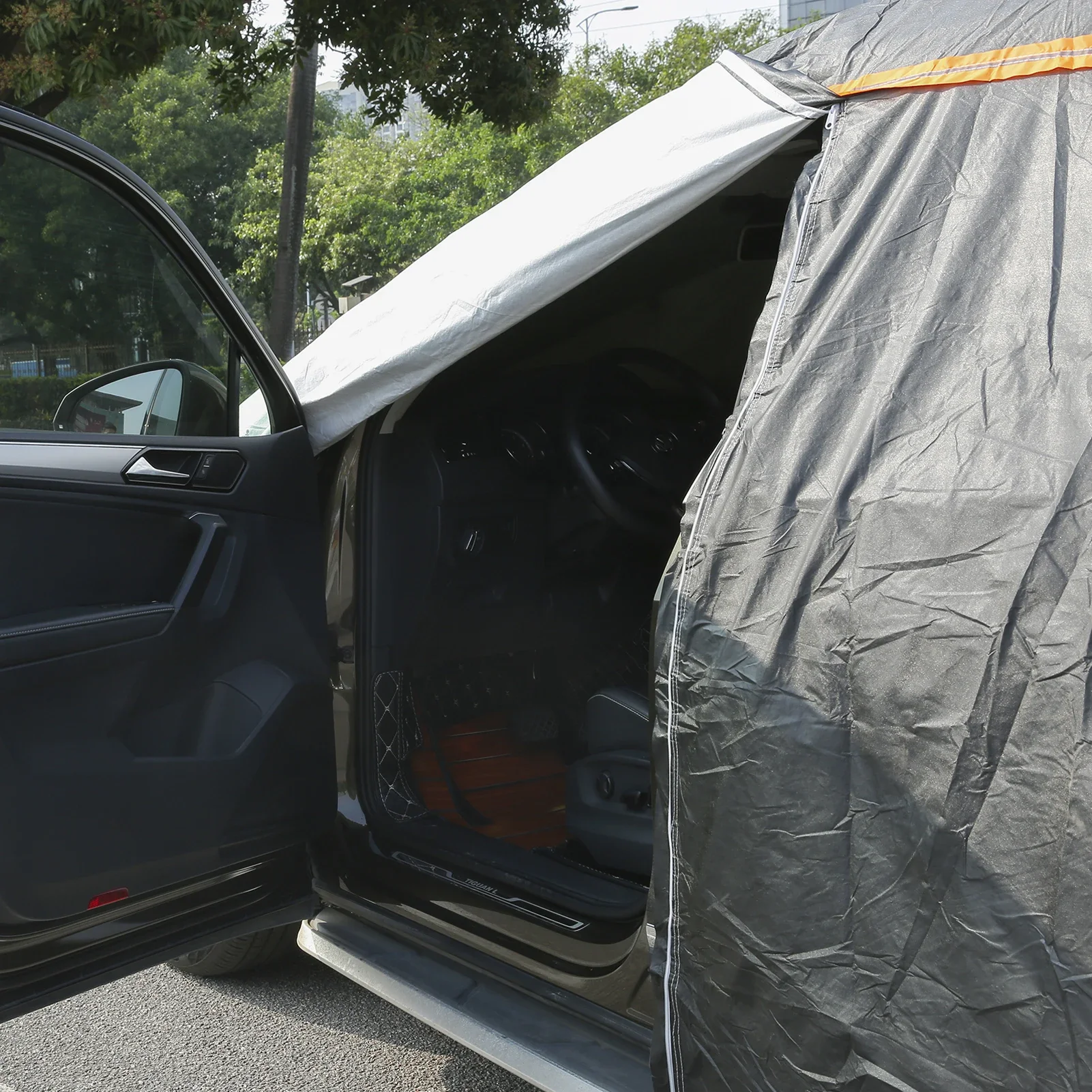 Автомобильный чехол Полностью внешние чехлы со светоотражающей полосой Водонепроницаемая защита на открытом воздухе УФ-Снег Дождь Ветер Пыль Все погоды для седана
Автомобильный чехол Полностью внешние чехлы со светоотражающей полосой Водонепроницаемая защита на открытом воздухе УФ-Снег Дождь Ветер Пыль Все погоды для седана