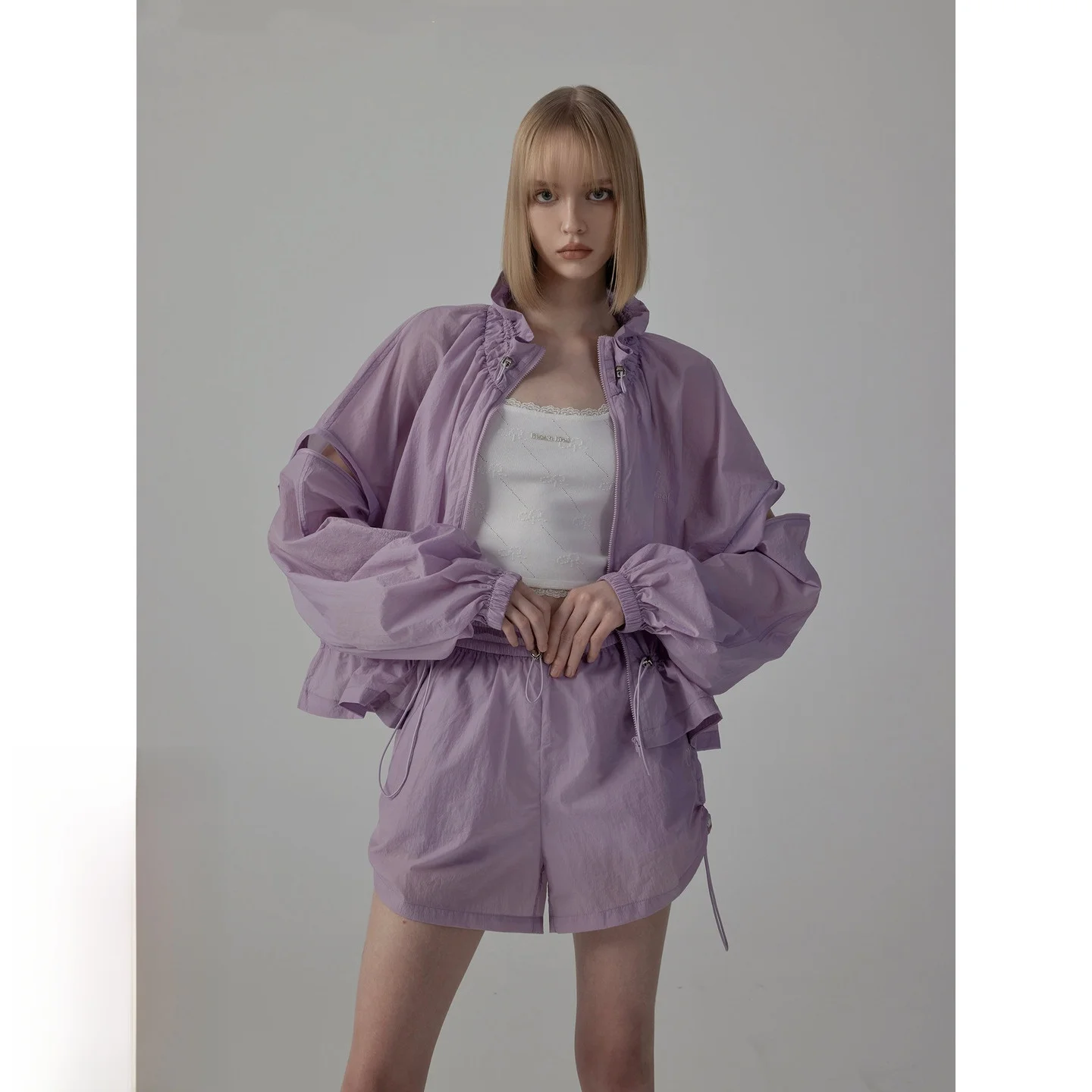 Комплект верхней одежды Moonmoi UPF50 с защитой от солнца, цвет ирисово-фиолетовый, оригинальный дизайн, свободный крой, длинный рукав, застежка-молния, нейлон
Комплект верхней одежды Moonmoi UPF50 с защитой от солнца, цвет ирисово-фиолетовый, оригинальный дизайн, свободный крой, длинный рукав, застежка-молния, нейлон