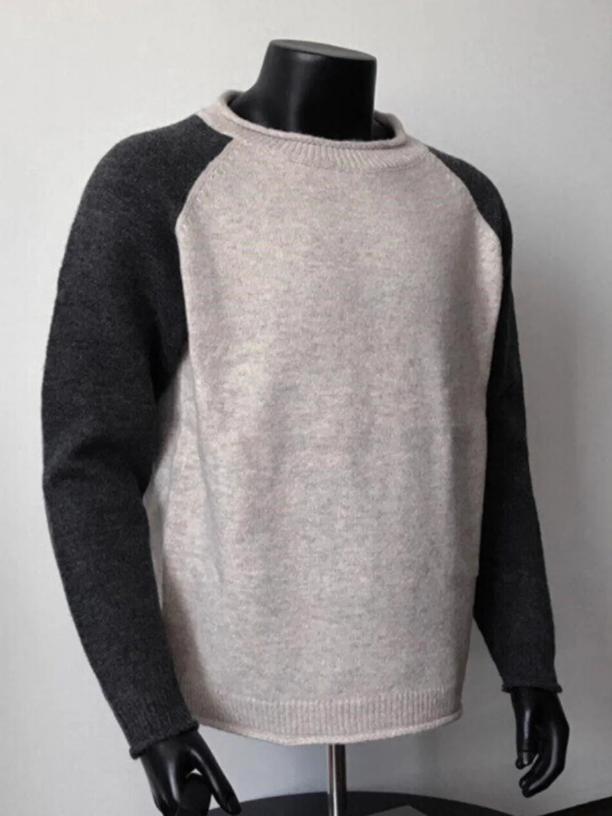 Trendy Splice Knitted Sweater Men's Winter Fashion Brand High-End Feeling round Neck Shoulder Sleeve Loose Fit Long Sleeve Ba...
Trendy Splice Knitted Sweater Men's Winter Fashion Brand High-End Feeling round Neck Shoulder Sleeve Loose Fit Long Sleeve Ba...