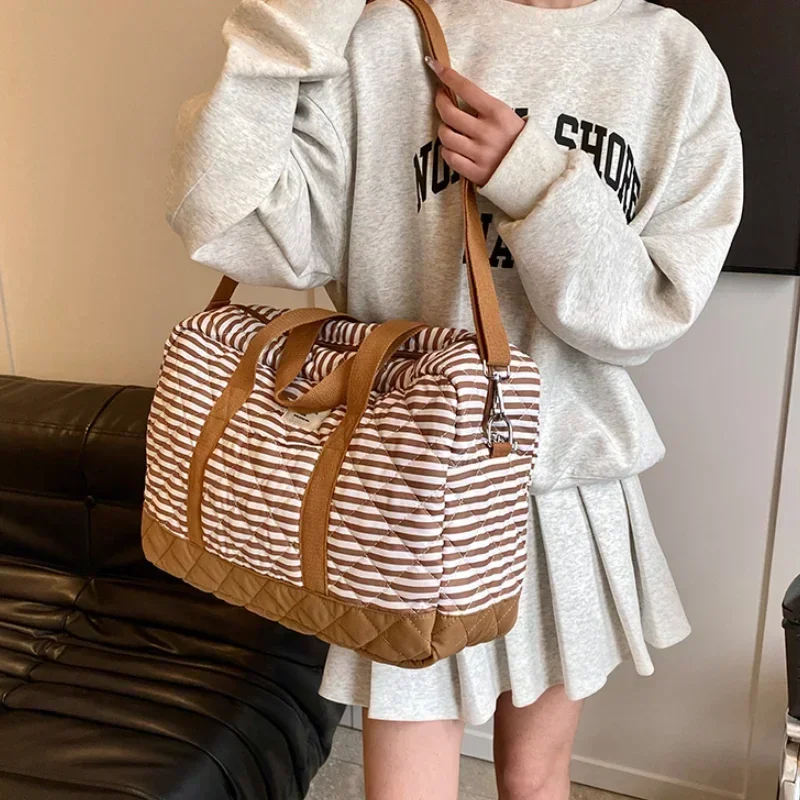Mommy Bags Maternity Hospital Bag Large Quilted Diaper Bag for Mom Travel Baby Nappy Organizer StrollerBag with Pouch and Straps
Mommy Bags Maternity Hospital Bag Large Quilted Diaper Bag for Mom Travel Baby Nappy Organizer StrollerBag with Pouch and Straps