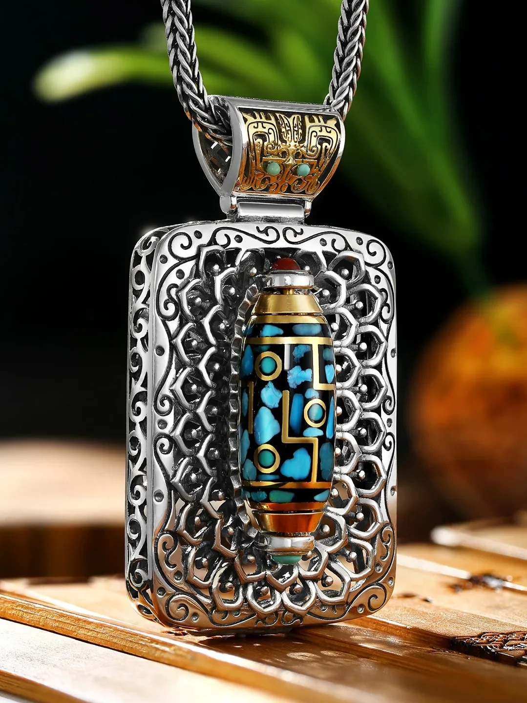 925 Silver Turquoise Tianzhu Pendant Real Fashion Choker Jade Vintage Men Necklace Natural Accessories Emerald Pendants Amulets
925 Silver Turquoise Tianzhu Pendant Real Fashion Choker Jade Vintage Men Necklace Natural Accessories Emerald Pendants Amulets