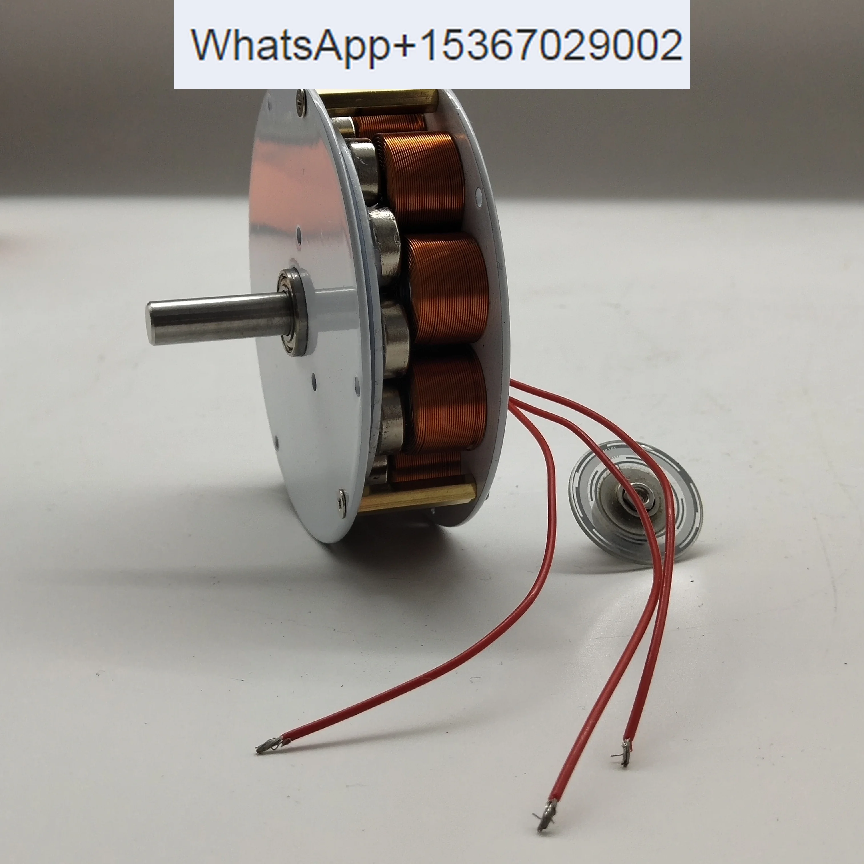 Micro disc type ironcore generator Strong magnetic, low speed, high power generation, multi-pole, three-phase alternator
Micro disc type ironcore generator Strong magnetic, low speed, high power generation, multi-pole, three-phase alternator