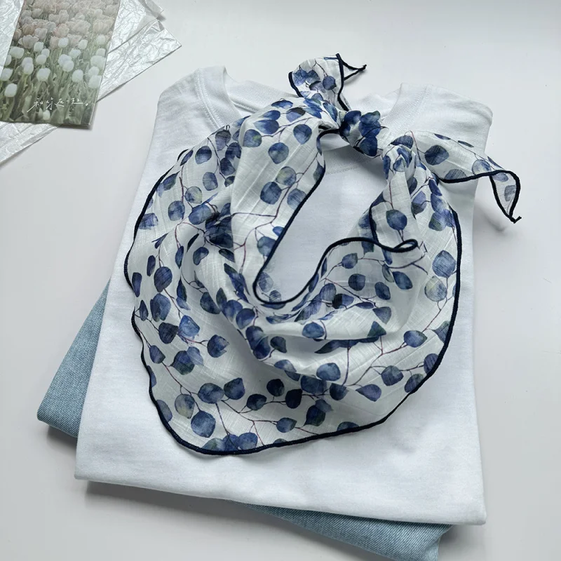 Japanese-style sweet leaf scarf women, new model100%linen artistic decorative scarf, small neck scarf phot
Japanese-style sweet leaf scarf women, new model100%linen artistic decorative scarf, small neck scarf phot