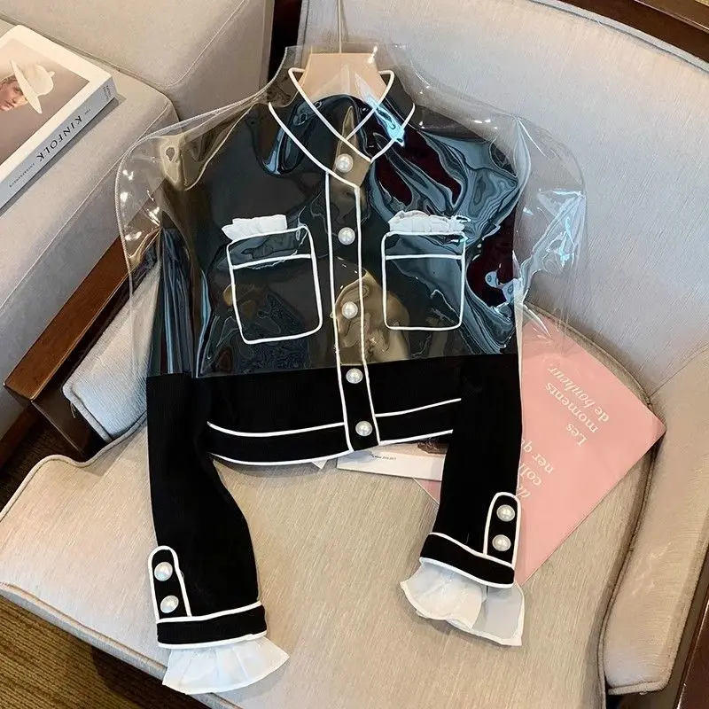Autumn and winter elegant ladies black lapel long sleeved single breasted button winter clothes women coat women
Autumn and winter elegant ladies black lapel long sleeved single breasted button winter clothes women coat women