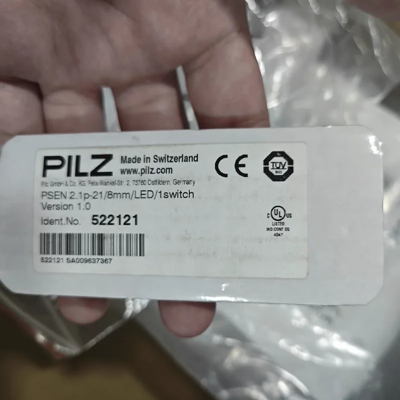 Free Shipping Pilz Safety Switch 502221(522121+522120) PSEN 2.1p-21/2.1-20 Original New
Free Shipping Pilz Safety Switch 502221(522121+522120) PSEN 2.1p-21/2.1-20 Original New