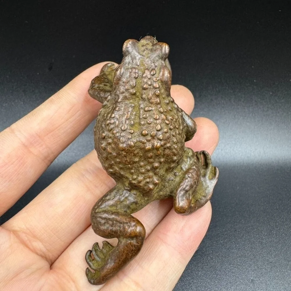 Chinese Antique Copper Golden Toad Lucky Tea Pet Ornaments Toad Statue Tea Table Decoration Collection Home Desktop Ornaments
Chinese Antique Copper Golden Toad Lucky Tea Pet Ornaments Toad Statue Tea Table Decoration Collection Home Desktop Ornaments