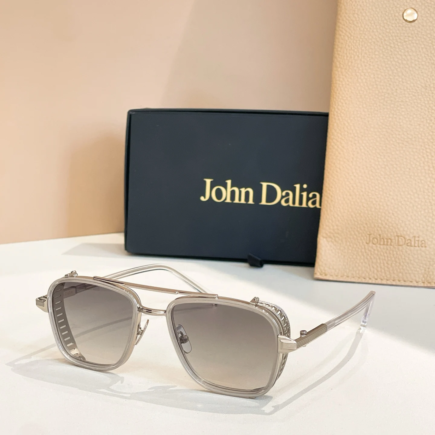 Original For JOHN DALIA JD Phil Luxury Design Retro Square Men Sunglasses Classic UV400 Premium Alloy Frame Women Couple Eyewear
Original For JOHN DALIA JD Phil Luxury Design Retro Square Men Sunglasses Classic UV400 Premium Alloy Frame Women Couple Eyewear