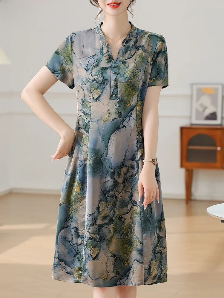 Ele Ice Silk ort Sve Midi Dr for Mom Summer Faionable Korean Sle Loose Fit V Ne Polyester Blend Skirt
Ele Ice Silk ort Sve Midi Dr for Mom Summer Faionable Korean Sle Loose Fit V Ne Polyester Blend Skirt