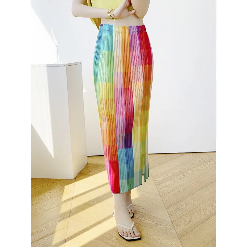 2026 Summer Oversized Pleated Long Skirt Women Trendy Solid Color Elastic Waist Loose Flare Skirt Casual Streetwear Skirts
2026 Summer Oversized Pleated Long Skirt Women Trendy Solid Color Elastic Waist Loose Flare Skirt Casual Streetwear Skirts