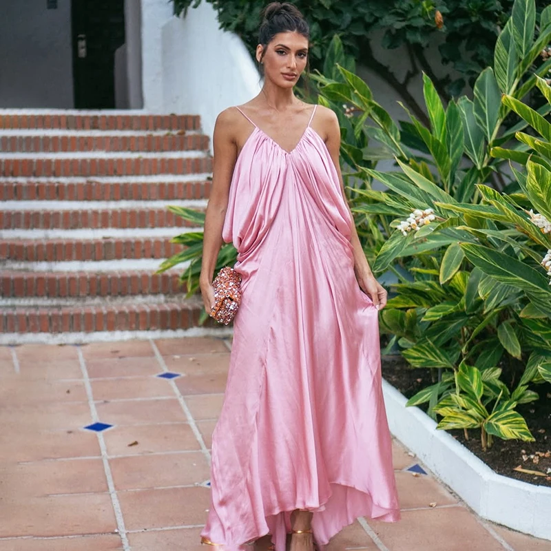 BWQ Elegant Satin Women's Dress Halter Sleeveless Backless Ruched Loose Solid Female Dresses 2026 Evening Solid Lady Robe
BWQ Elegant Satin Women's Dress Halter Sleeveless Backless Ruched Loose Solid Female Dresses 2026 Evening Solid Lady Robe