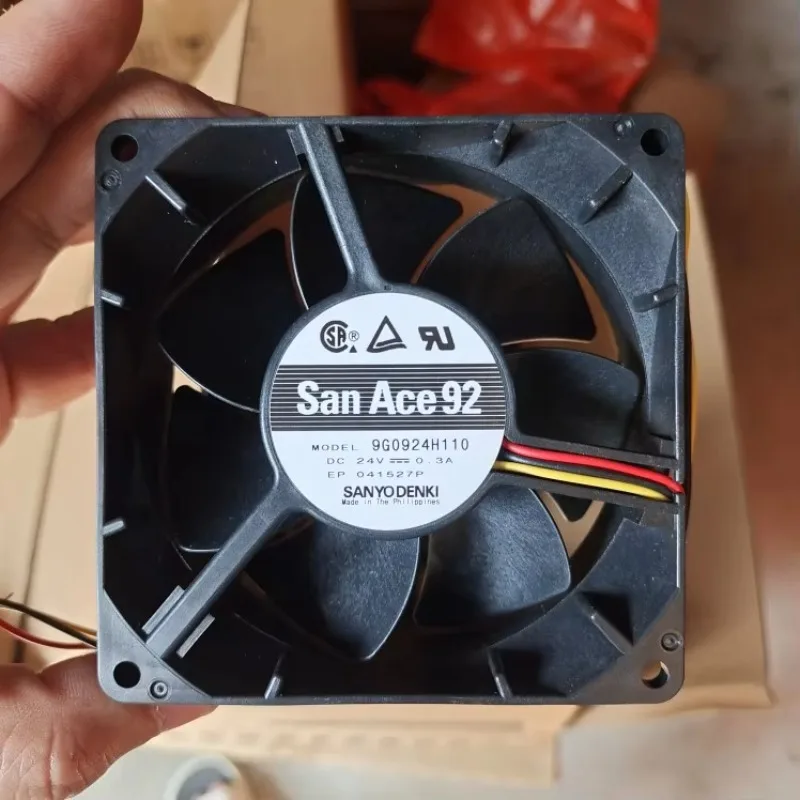 Sanyo Denki 9G0924H110 DC 24V 0.30A 90x90x38mm 3-Wire Server Cooling Fan
Sanyo Denki 9G0924H110 DC 24V 0.30A 90x90x38mm 3-Wire Server Cooling Fan