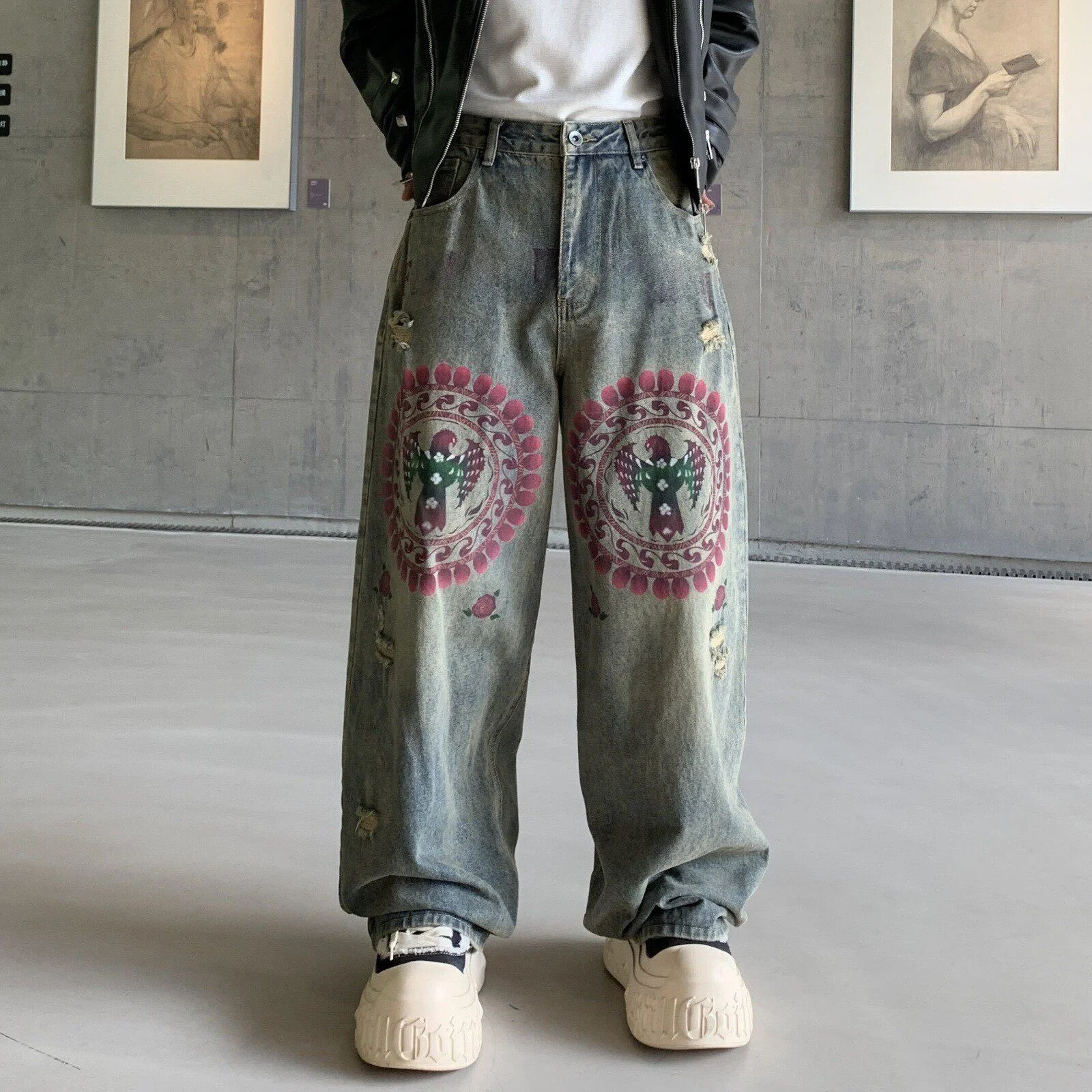 American Style Loose Straight Leg Jeans Men's Women's Autumn Winter New Fashion Fake Hole Spray Painting Casual Retro Jeans
American Style Loose Straight Leg Jeans Men's Women's Autumn Winter New Fashion Fake Hole Spray Painting Casual Retro Jeans