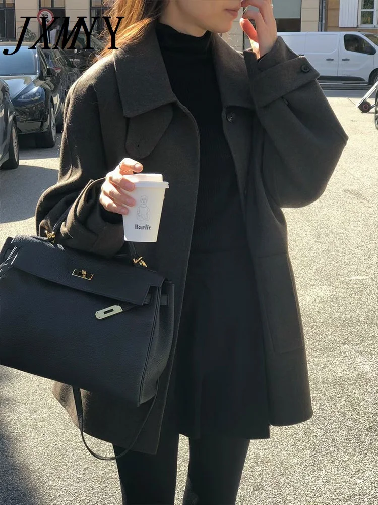Autumn And Winter Fashion New POLO Collar Coat Thickened Casual Loose Mid-Length Single-Breasted 3-Color Women's Woolen Coat
Autumn And Winter Fashion New POLO Collar Coat Thickened Casual Loose Mid-Length Single-Breasted 3-Color Women's Woolen Coat
