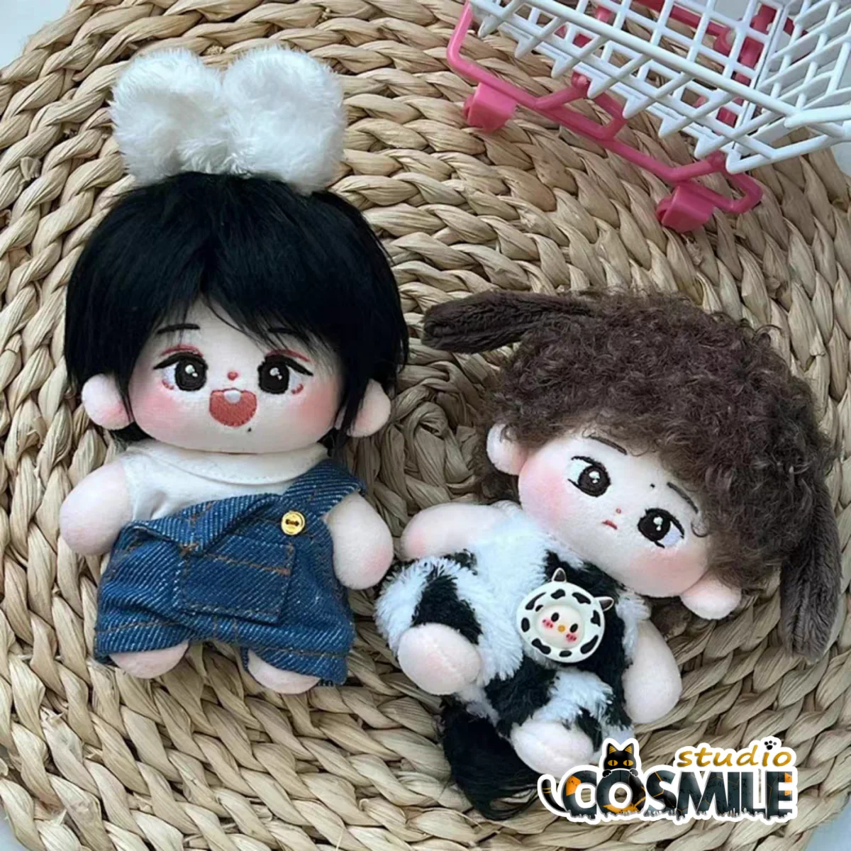 10 см кукла-скелет с ушками животных The Untamed Star Idol Yibo Rabbit Xiao Zhan, модная плюшевая кукла BJYX, подарок для тела
10 см кукла-скелет с ушками животных The Untamed Star Idol Yibo Rabbit Xiao Zhan, модная плюшевая кукла BJYX, подарок для тела