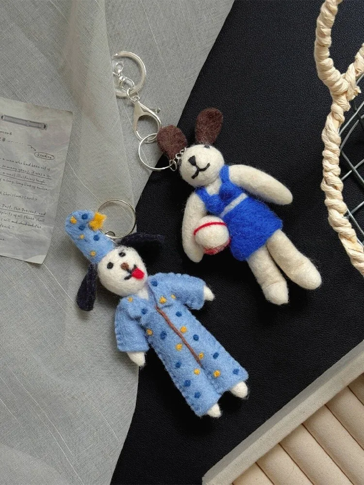 Handmade Wool Felt Spot Sausage Dog Bag Charm Cute Pet Doll Keychain Pendant
Handmade Wool Felt Spot Sausage Dog Bag Charm Cute Pet Doll Keychain Pendant