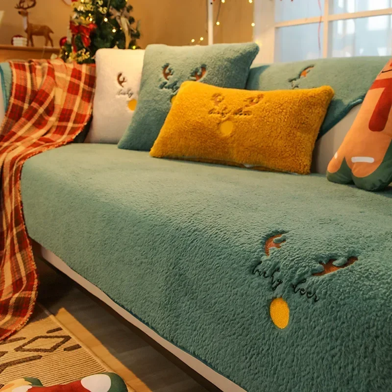 1PC Thicken Lamb Plush Sofa Cover Universal Non-slip Sofa Mat Winter Warm SofaTowel Couch Cushion for L Shaped Living Room Home
1PC Thicken Lamb Plush Sofa Cover Universal Non-slip Sofa Mat Winter Warm SofaTowel Couch Cushion for L Shaped Living Room Home