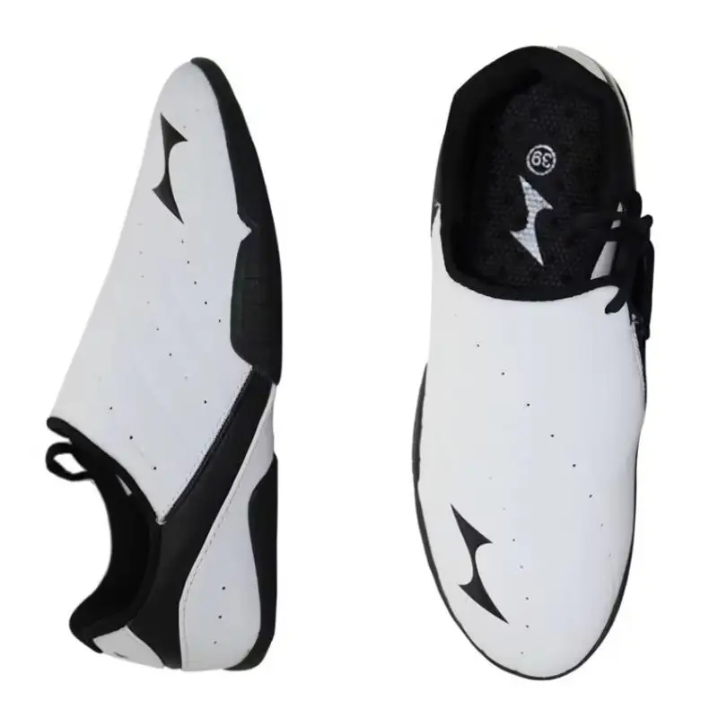 Classic Brand Taekwondo Shoes Mesh Breathable Tai Chi shoes High Quality Martial arts shoe Wearable Kung Fu Shoes For Men Women
Classic Brand Taekwondo Shoes Mesh Breathable Tai Chi shoes High Quality Martial arts shoe Wearable Kung Fu Shoes For Men Women