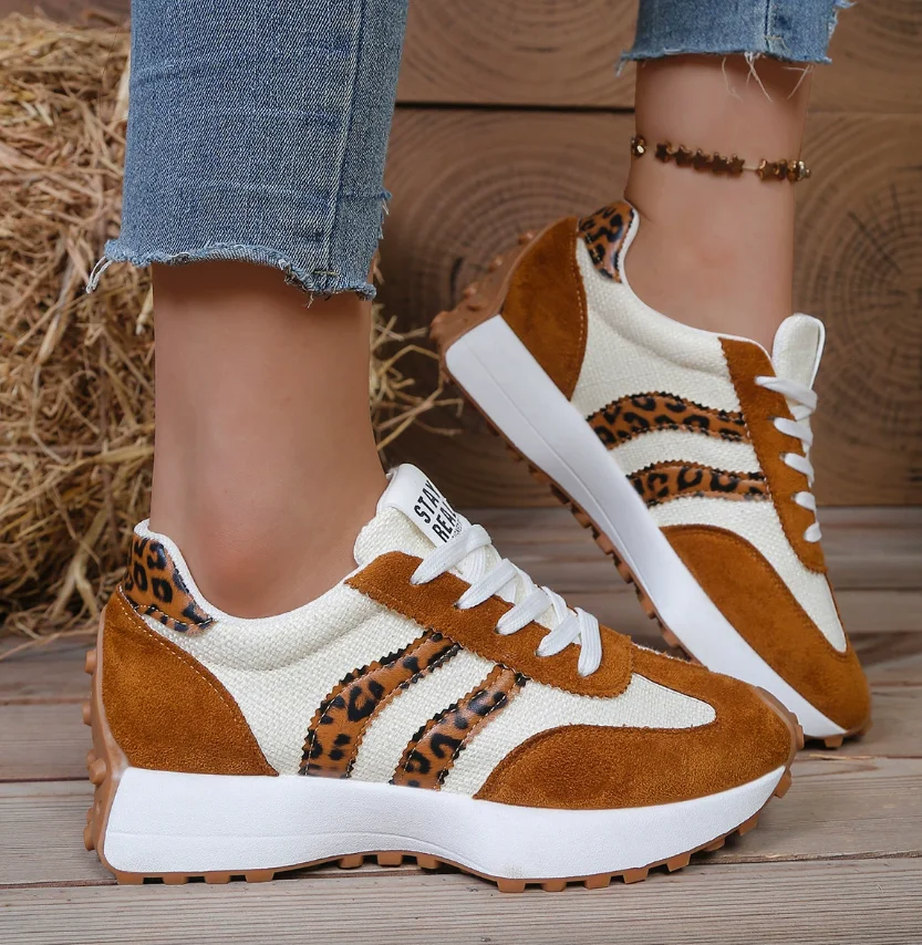 Women Sneakers Spring New Luxury Flat Comfortable Slip on Soft Trend Sneakers Women Lightweight Outdoor Shoes for Women
Women Sneakers Spring New Luxury Flat Comfortable Slip on Soft Trend Sneakers Women Lightweight Outdoor Shoes for Women