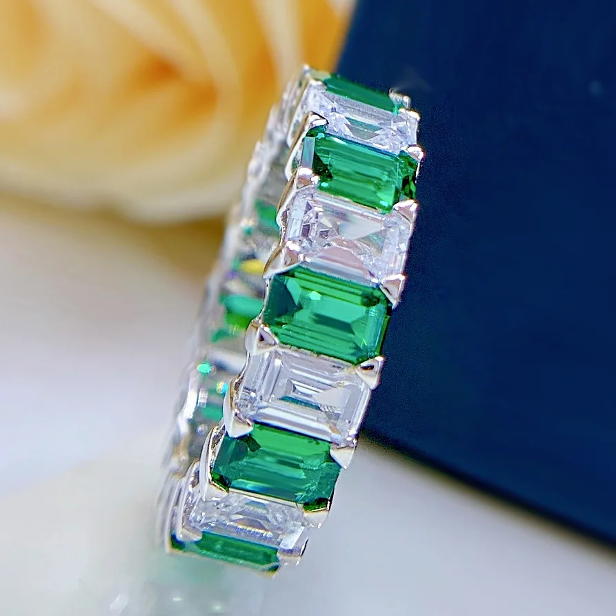 High Fashion Green Diamond Emerald Full Circle Diamond Ladies Ring 925 Silver Big Diamond Ring Index Finger Ring Wedding Jewelry
High Fashion Green Diamond Emerald Full Circle Diamond Ladies Ring 925 Silver Big Diamond Ring Index Finger Ring Wedding Jewelry