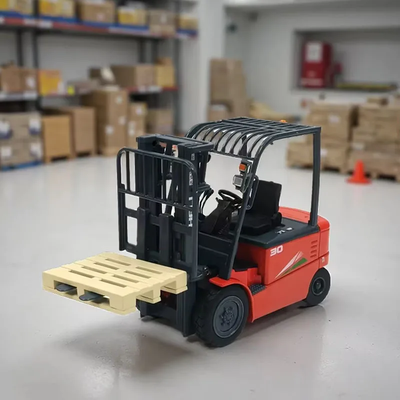 HELI 1/25 Scale 3T Forklift Alloy Simulation Car Model Static Collection Decorated Holiday Toys Souvenir Gift
HELI 1/25 Scale 3T Forklift Alloy Simulation Car Model Static Collection Decorated Holiday Toys Souvenir Gift