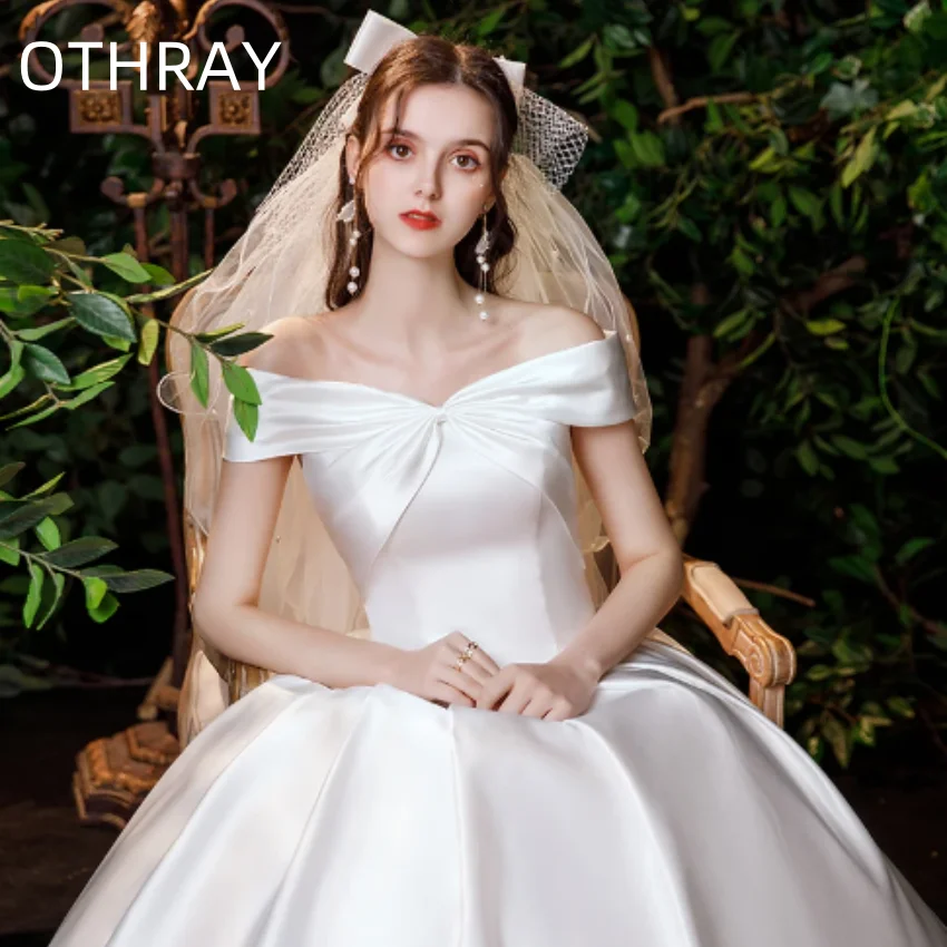 Simple Boat Neck Short Sleeve Ball Gown Plus Size Custom Made Bridal Dress Vestido De Noiva 2024 New Satin Wedding Dress 2024
Simple Boat Neck Short Sleeve Ball Gown Plus Size Custom Made Bridal Dress Vestido De Noiva 2024 New Satin Wedding Dress 2024