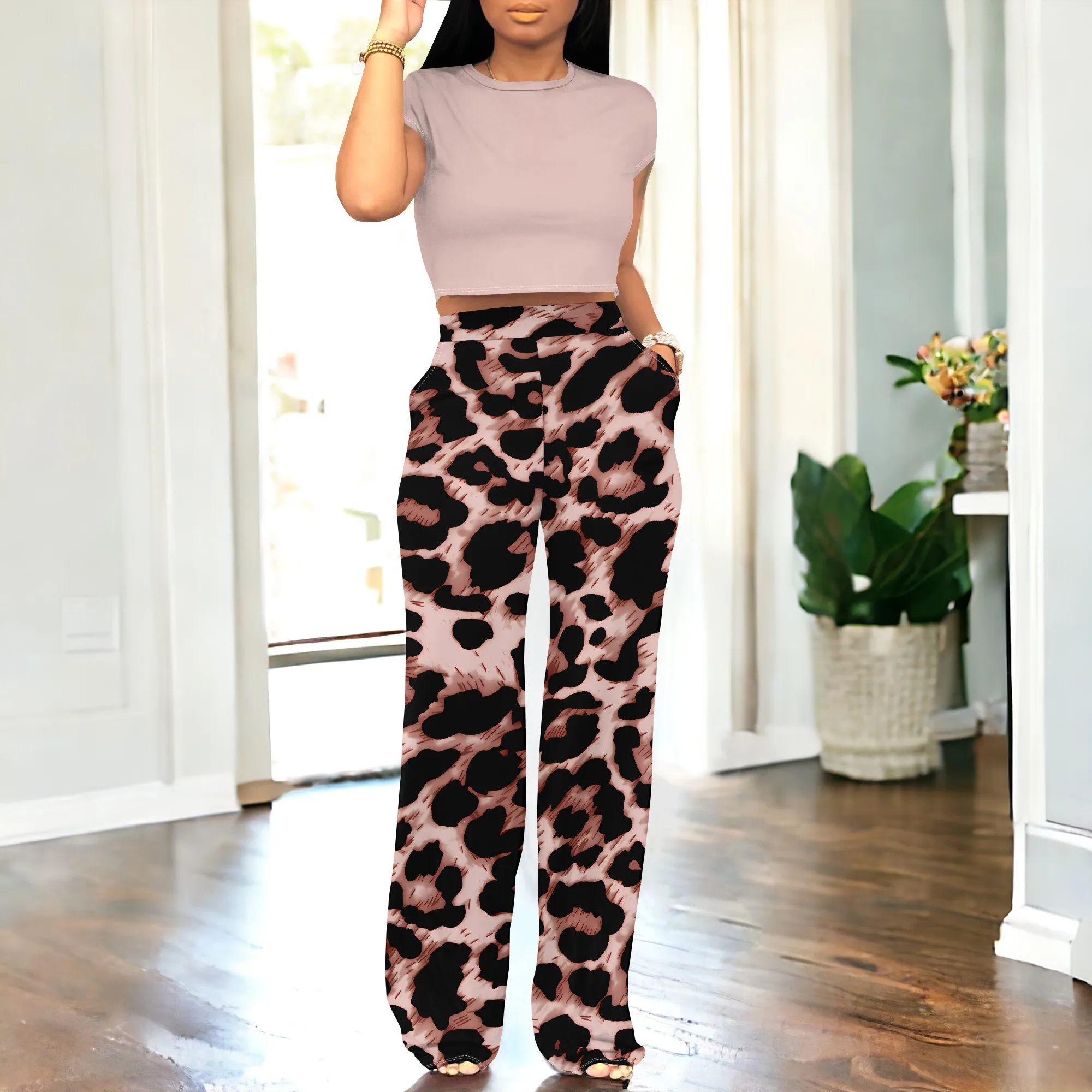 Women's Two Piece Set Leopard Print High Waist Pants and Solid Crop Top Summer Lounge Outfit
Women's Two Piece Set Leopard Print High Waist Pants and Solid Crop Top Summer Lounge Outfit