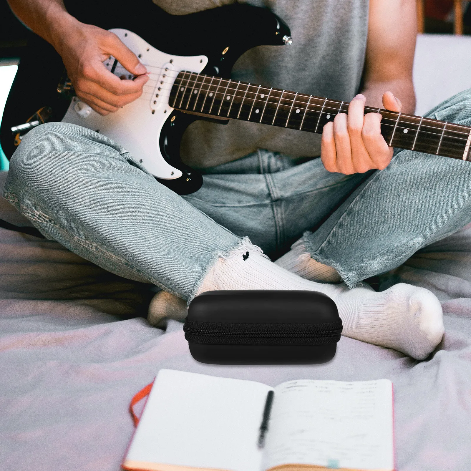 Водонепроницаемый прочный жесткий кейс для педалей гитарных эффектов, компактная сумка для педалборда для выступлений на открытом воздухе и тренировок
Водонепроницаемый прочный жесткий кейс для педалей гитарных эффектов, компактная сумка для педалборда для выступлений на открытом воздухе и тренировок