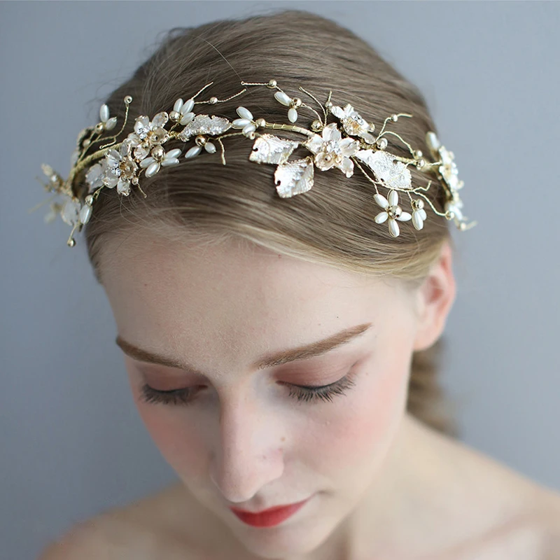 Gold Crystal Bridal Tiaras Pearl Diadem Wedding Headband Evening Bride Crowns Hair Accessories for Women
Gold Crystal Bridal Tiaras Pearl Diadem Wedding Headband Evening Bride Crowns Hair Accessories for Women