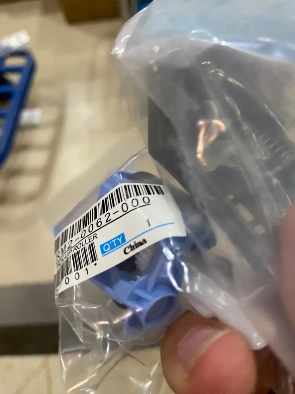 RM2-6577-000 B5L24-67904 Pickup Separation Roller for HP Color LaserJet M552 M553 M554 M555 M577 M578 M652 M653 M681 M682
RM2-6577-000 B5L24-67904 Pickup Separation Roller for HP Color LaserJet M552 M553 M554 M555 M577 M578 M652 M653 M681 M682