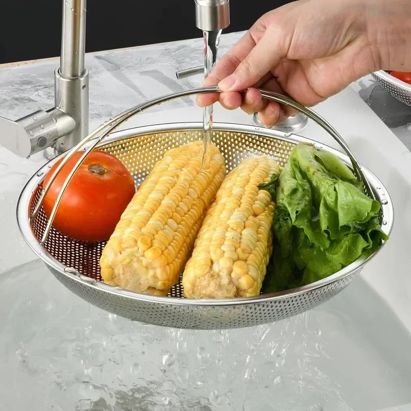 Stainless steel steamer with handle, versatile drain basket, round rice washing sieve, thickened and heat-resistant
Stainless steel steamer with handle, versatile drain basket, round rice washing sieve, thickened and heat-resistant