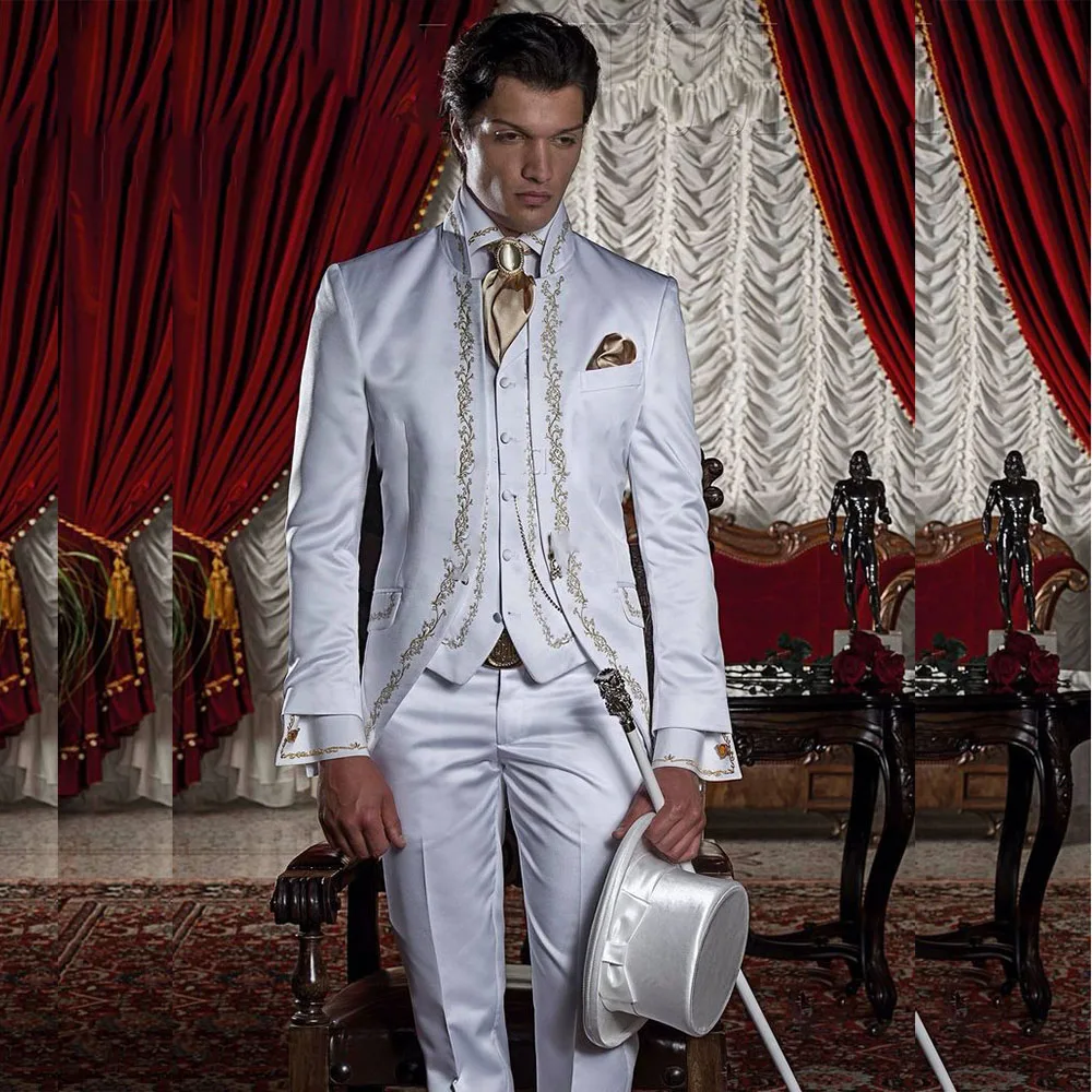 High Quality White Men's Suits Luxury Embroidery Blazer Elegant Single Breasted Stand Lapel Slim Fit 3 Piece Jacket Pants Vest
High Quality White Men's Suits Luxury Embroidery Blazer Elegant Single Breasted Stand Lapel Slim Fit 3 Piece Jacket Pants Vest