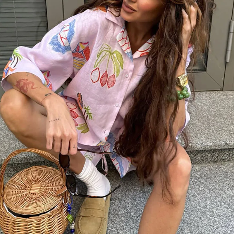 Casual Cardigan Shirt+Shorts 2pc Set Elegant Lapel Loose Beach Vacation Outfit Fashion Printed Single Breast Short Sleeved Suit
Casual Cardigan Shirt+Shorts 2pc Set Elegant Lapel Loose Beach Vacation Outfit Fashion Printed Single Breast Short Sleeved Suit