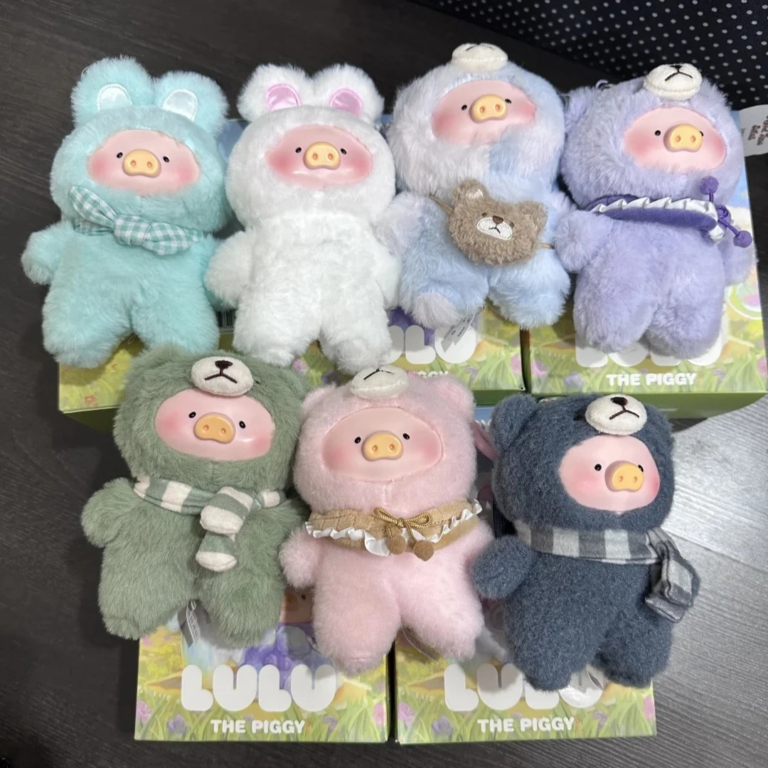 Новинка 2025 года, серия Lulu Pig Joyful Time, плюшевая слепая коробка, милая виниловая плюшевая игрушка Lulu Pig, брелок, подвеска-сюрприз, слепая коробка, игрушка, подарки
Новинка 2025 года, серия Lulu Pig Joyful Time, плюшевая слепая коробка, милая виниловая плюшевая игрушка Lulu Pig, брелок, подвеска-сюрприз, слепая коробка, игрушка, подарки