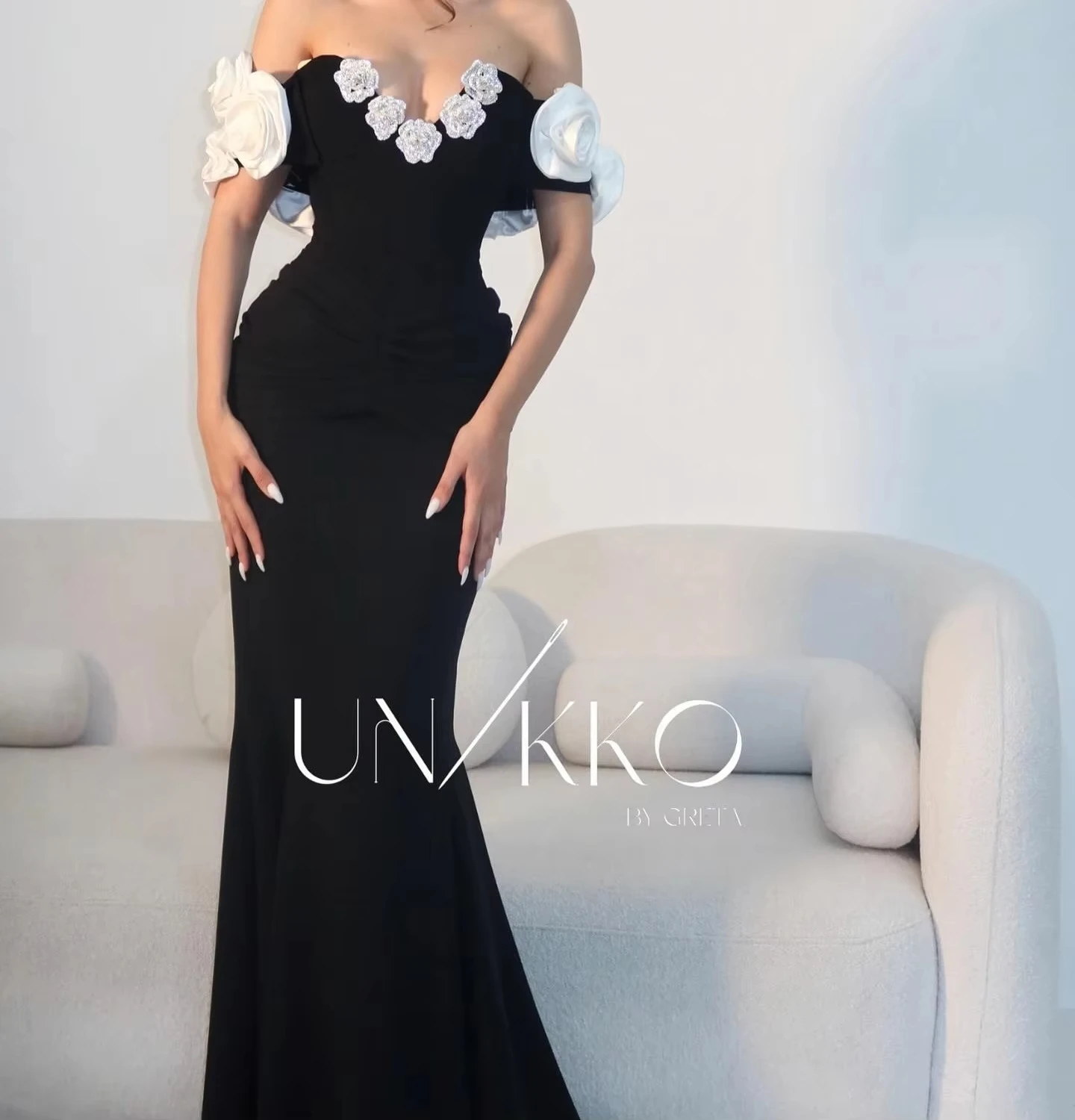 Fashion New Black Women's Celebrity 3D Flower Sexy Off Shoulder Mermaid Slim Long Bandage Elegant Evening Club Dresses
Fashion New Black Women's Celebrity 3D Flower Sexy Off Shoulder Mermaid Slim Long Bandage Elegant Evening Club Dresses